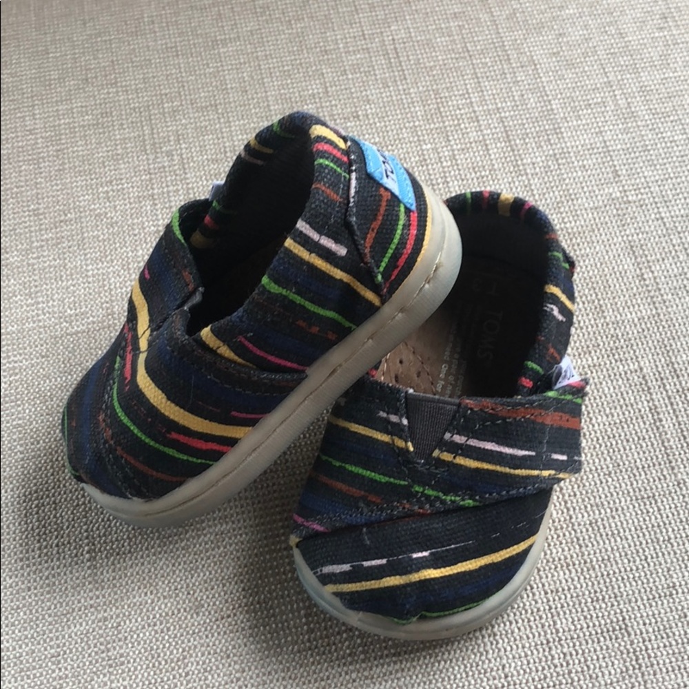 Tiny Toms, Size 3.